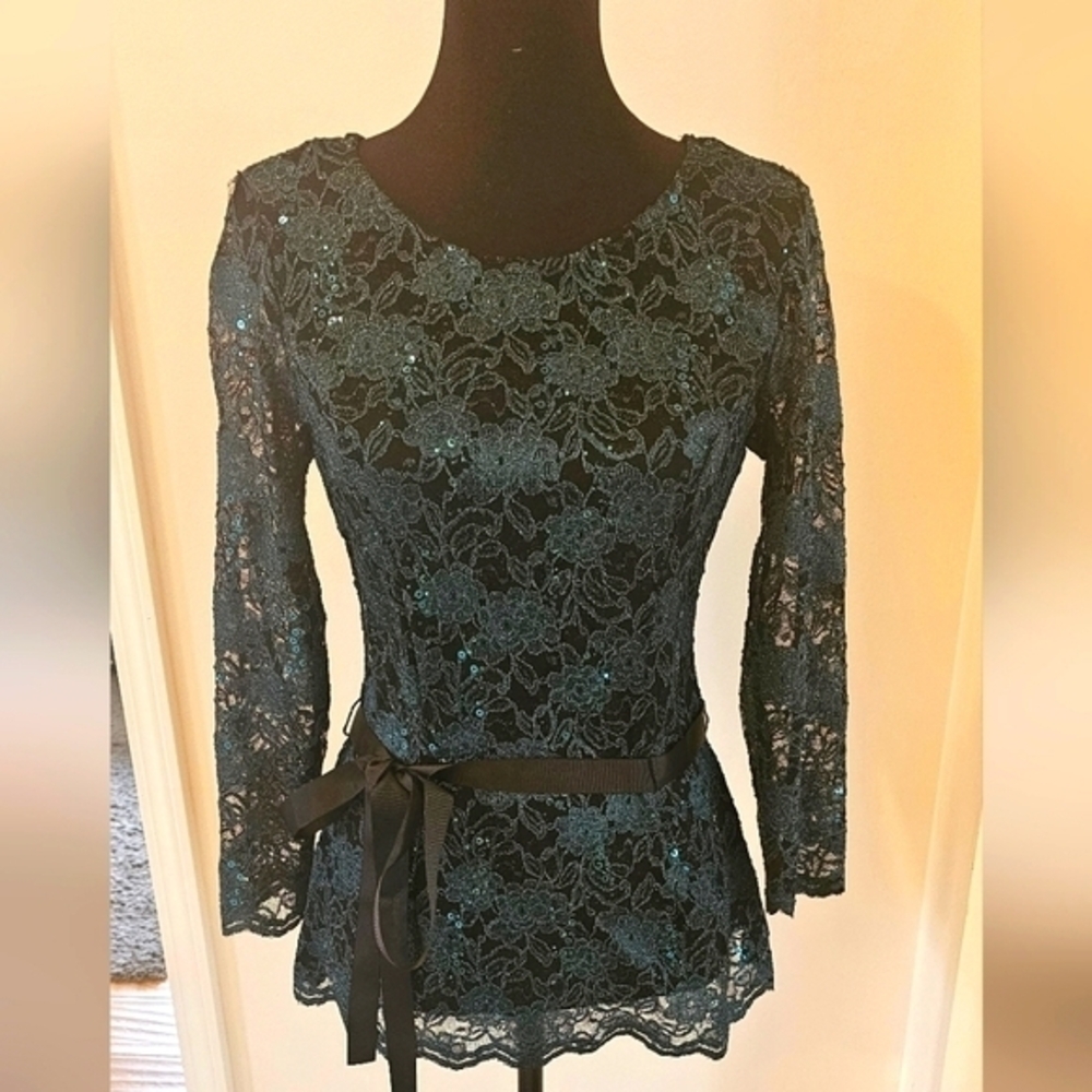 Onyx Nite Teal Lace Sequin Top with Satin Belt - Size M